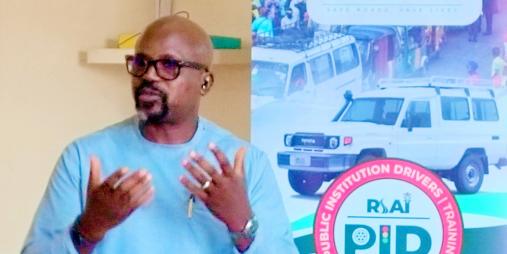 Minister Giddings makes a remark during the training.